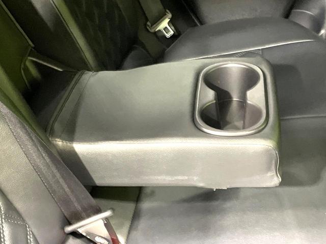 プリウス Ｓ　ＳＤナビ　バックカメラ　禁煙車　ＬＥＤヘッド　スマートキー　コーナーセンサー　フルセグ　Ｂｌｕｅｔｏｏｔｈ接続　ＥＴＣ　オートライト／エアコン　横滑り防止　電動格納ミラー　盗難防止装置（30枚目）