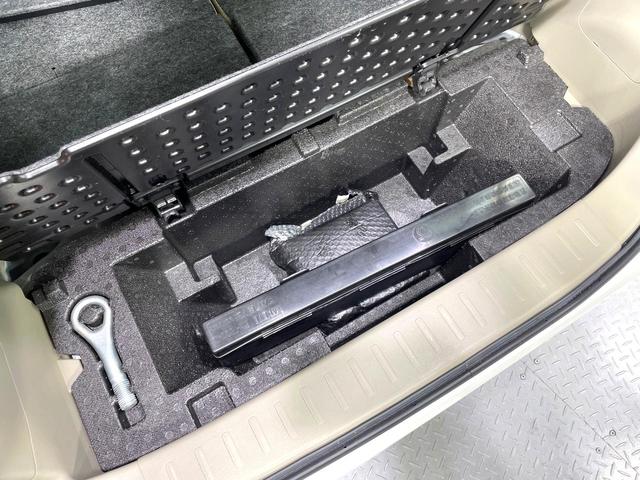 ムーヴ Ｘ　禁煙車　オーディオ　スマートキー　アイドリングストップ　オートエアコン／ライト　純正１４インチアルミ　盗難防止システム　電動格納ミラー　革巻きステアリング　プライバシーガラス（30枚目）