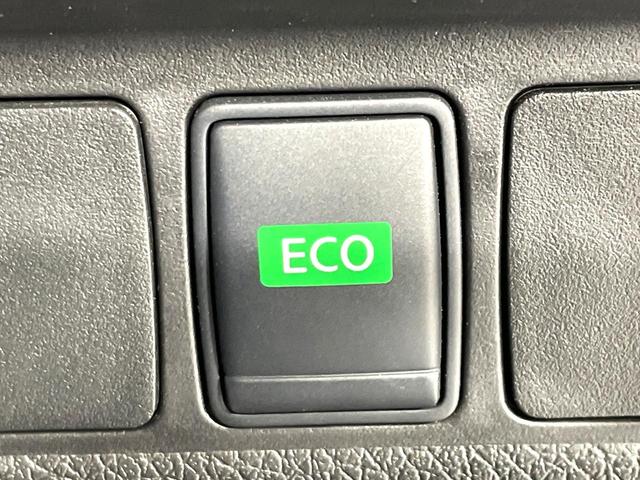 エクストレイル ２０Ｓ　ハイブリッド　エマージェンシーブレーキパック　純正ナビ　バックカメラ　禁煙車　衝突軽減装置　踏み間違い防止　コーナーセンサー　ＬＥＤヘッド　フルセグ　Ｂｌｕｅｔｏｏｔｈ　ＥＴＣ　撥水シート　デュアルエアコン　スマートキー　車線逸脱警報（53枚目）