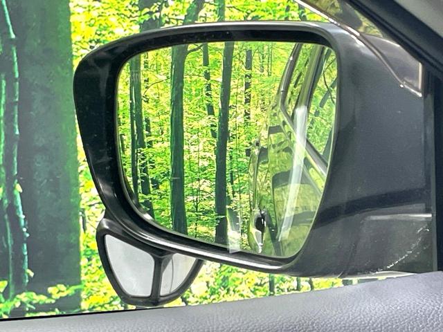 エクストレイル ２０Ｓ　ハイブリッド　エマージェンシーブレーキパック　純正ナビ　バックカメラ　禁煙車　衝突軽減装置　踏み間違い防止　コーナーセンサー　ＬＥＤヘッド　フルセグ　Ｂｌｕｅｔｏｏｔｈ　ＥＴＣ　撥水シート　デュアルエアコン　スマートキー　車線逸脱警報（55枚目）