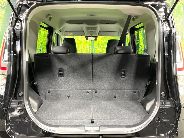 ���i�̂���������ʋ΁A���}���ɏ\���ȉ׎��X�y�[�X���m�ۂ��Ă���܂��B�Z�J���h�V�[�g��|���ƁA�傫�ȉו��̐ύڂ��\�ł���