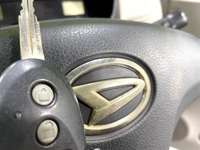 ミライース Ｌ　ＳＡ　禁煙車　スマートアシスト　リモコンキー　ＣＤ再生　１４インチＡＷ　アイドリングストップ（4枚目）