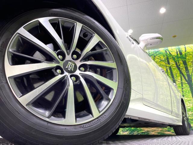 �y�����P�V�C���`�A���~�z�C�[���z�O�ςɃ}�b�`���������A���~�z�C�[���𑕒����Ă���܂��B�e��ЊO�A���~�z�C�[����A�X�^�b�h���X�^�C�����戵�����Ă���܂��B���񂲑��k����������