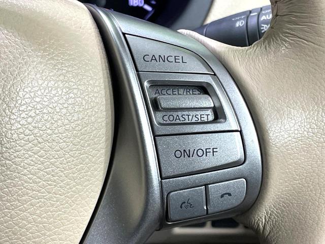 �y�N���[�Y�R���g���[���z�������H�����N���N���s�B�A�N�Z���𗣂��Ă���葬�x�ő��s���ł��A�������^�]���̕��S���y���I�����E�������ȒP�ȃX�C�b�`����Œ����ł��܂��B