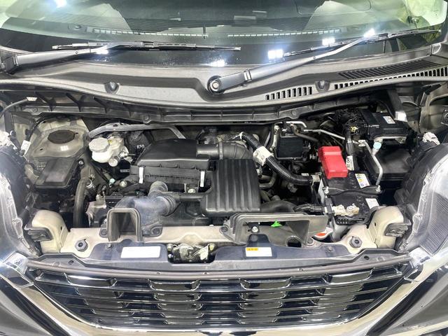 スペーシアカスタム ハイブリッドＸＳ　両側電動ドア　純正８型ナビ　衝突被害軽減システム　レーダークルーズ　禁煙車　シートヒーター　コーナーセンサー　スマートキー　ＬＥＤヘッド　ビルトインＥＴＣ　オートハイビーム　車線逸脱警報（18枚目）