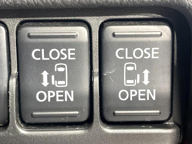 デイズルークス ハイウェイスター　Ｘ　Ｖセレクション　純正ナビ　全周囲カメラ　禁煙車　両側電動ドア　衝突軽減装置　スマートキー　踏み間違い防止装置　車線逸脱警報　ＬＥＤヘッド／フォグ　ドラレコ　フルセグ　Ｂｌｕｅｔｏｏｔｈ　オートライト／エアコン（5枚目）