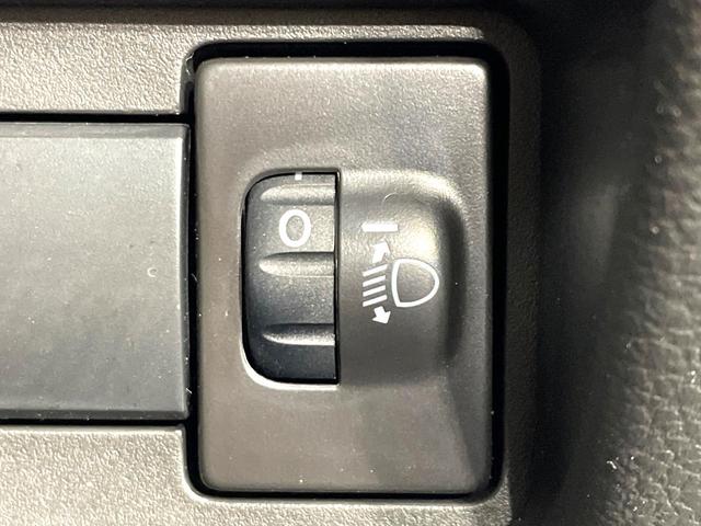 スペーシア ハイブリッドＸ　届出済未使用車　両側電動ドア　セーフティサポート　踏み間違い防止装置　シートヒーター　ＬＥＤヘッド　車線逸脱警報　オートハイビーム　アイドリングストップ　スマートキー　横滑り防止装置（41枚目）