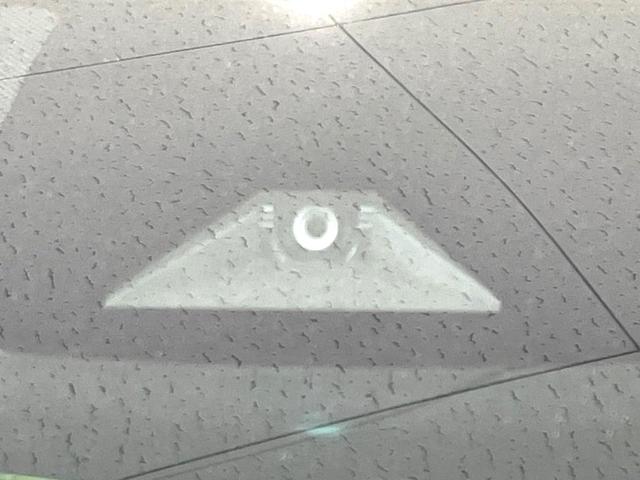 プリウス Ｓ　禁煙車　ナビ　セーフティセンス　バックカメラ　レーダークルーズ　ＥＴＣ　ドラレコ　ＬＥＤヘッド　オートハイビーム　オートライト　オートエアコン　スマートキー　純正１５インチＡＷ　ＣＤ再生　地デジ（5枚目）