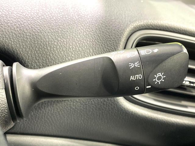 プリウス Ｓ　禁煙車　ナビ　セーフティセンス　バックカメラ　レーダークルーズ　ＥＴＣ　ドラレコ　ＬＥＤヘッド　オートハイビーム　オートライト　オートエアコン　スマートキー　純正１５インチＡＷ　ＣＤ再生　地デジ（44枚目）