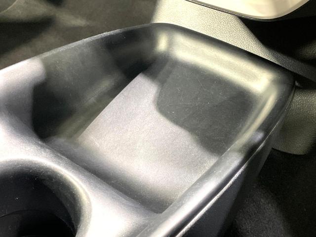 プリウス Ｓ　禁煙車　ナビ　セーフティセンス　バックカメラ　レーダークルーズ　ＥＴＣ　ドラレコ　ＬＥＤヘッド　オートハイビーム　オートライト　オートエアコン　スマートキー　純正１５インチＡＷ　ＣＤ再生　地デジ（45枚目）