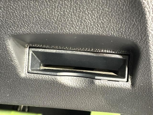 プリウス Ｓ　禁煙車　ナビ　セーフティセンス　バックカメラ　レーダークルーズ　ＥＴＣ　ドラレコ　ＬＥＤヘッド　オートハイビーム　オートライト　オートエアコン　スマートキー　純正１５インチＡＷ　ＣＤ再生　地デジ（48枚目）