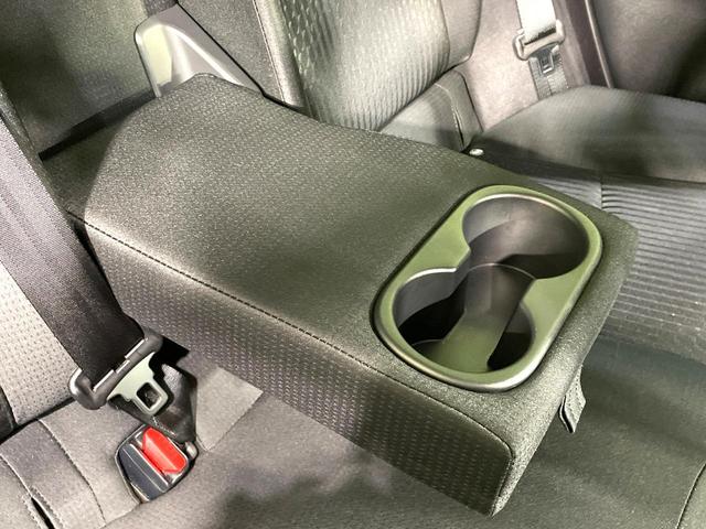 プリウス Ｓ　禁煙車　ナビ　セーフティセンス　バックカメラ　レーダークルーズ　ＥＴＣ　ドラレコ　ＬＥＤヘッド　オートハイビーム　オートライト　オートエアコン　スマートキー　純正１５インチＡＷ　ＣＤ再生　地デジ（56枚目）