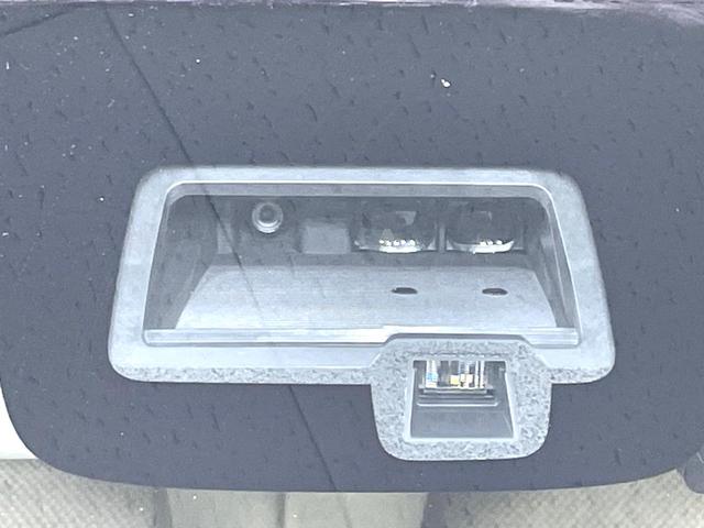 �y�X�Y�L�@�Z�[�t�e�B�T�|�[�g�z���s���ɑO���̎ԗ�����F�����A�Փ˂������Ȏ��͌x��ƃu���[�L�ŏՓˉ���Ɣ�Q�y�����A�V�X�g�B�����S�Ƀh���C�u�����y���݂��������܂��B