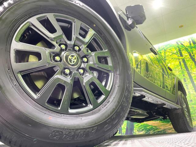 �y�����P�W�C���`�A���~�z�C�[���z�O�ςɃ}�b�`���������A���~�z�C�[���𑕒����Ă���܂��B�e��ЊO�A���~�z�C�[����A�X�^�b�h���X�^�C�����戵�����Ă���܂��B���񂲑��k����������