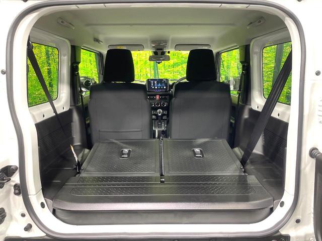 ���i�̂���������ʋ΁A���}���ɏ\���ȉ׎��X�y�[�X���m�ۂ��Ă���܂��B�Z�J���h�V�[�g��|���ƁA�傫�ȉו��̐ύڂ��\�ł���