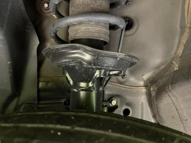 N-BOXカスタム G・Lターボホンダセンシング 禁煙車 両側電動スライド 衝突軽減 純正ナビ アダプティブクルーズ バックカメラ ETC ドラレコ フルセグ スマートキー シートヒーター ハーフレザーシート LEDヘッド/フォグ 革巻きステアリング(20枚目)