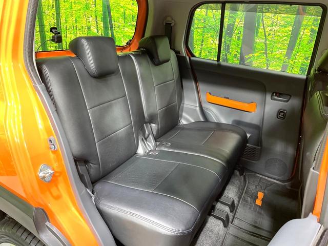 ハスラー Ｘ　純正ナビ　バックカメラ　禁煙車　衝突軽減装置　シートヒーター　ＨＩＤヘッド　ドラレコ　フルセグ　Ｂｌｕｅｔｏｏｔｈ再生　スマートキー　アイドリングストップ　純正革巻きハンドル　純正１５インチアルミ（11枚目）