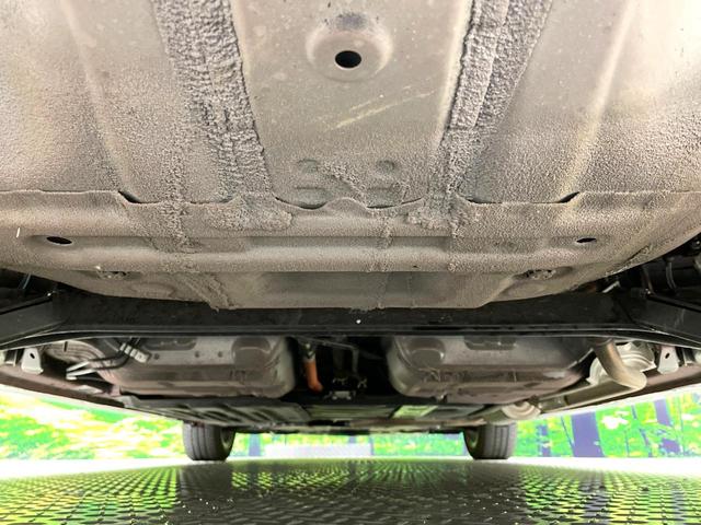 フィット ｅ：ＨＥＶ　ＲＳ　純正９型ナビ　バックカメラ　衝突軽減システム　レーダークルーズコントロール　禁煙車　ドライブレコーダー　ＥＴＣ　Ｂｌｕｅｔｏｏｔｈ再生　フルセグＴＶ　純正１６インチナビ　ＬＥＤヘッドライト（19枚目）