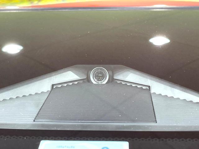 フィット ｅ：ＨＥＶ　ＲＳ　純正９型ナビ　バックカメラ　衝突軽減システム　レーダークルーズコントロール　禁煙車　ドライブレコーダー　ＥＴＣ　Ｂｌｕｅｔｏｏｔｈ再生　フルセグＴＶ　純正１６インチナビ　ＬＥＤヘッドライト（21枚目）