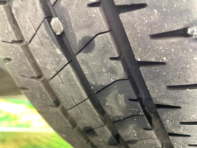 フィット ｅ：ＨＥＶ　ＲＳ　純正９型ナビ　バックカメラ　衝突軽減システム　レーダークルーズコントロール　禁煙車　ドライブレコーダー　ＥＴＣ　Ｂｌｕｅｔｏｏｔｈ再生　フルセグＴＶ　純正１６インチナビ　ＬＥＤヘッドライト（56枚目）