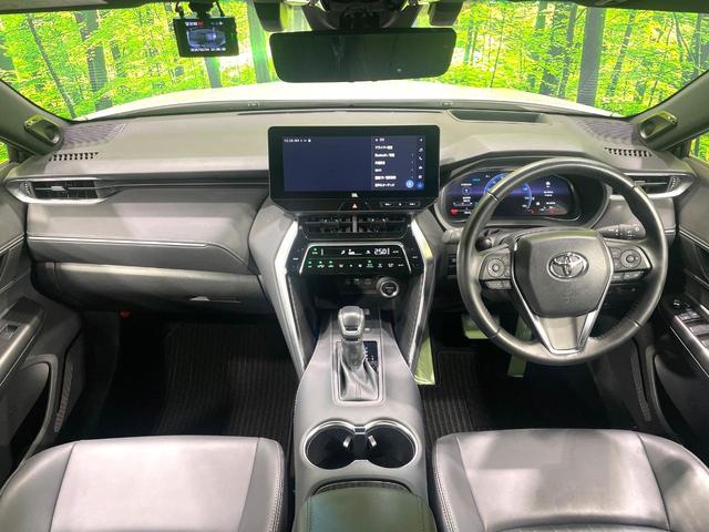 ハリアーハイブリッド Ｚ　純正１２．３型ディスプレイ　全周囲カメラ　禁煙車　衝突軽減装置　レーダークルーズ　ブラインドスポットモニター　デジタルインナーミラー　ＪＢＬサウンド　ドラレコ　フルセグ　Ｂｌｕｅｔｏｏｔｈ再生　ＥＴＣ（2枚目）