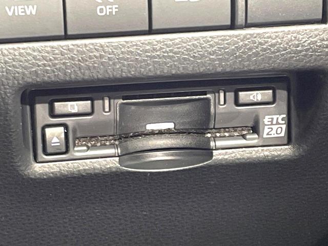 ハリアーハイブリッド Ｚ　純正１２．３型ディスプレイ　全周囲カメラ　禁煙車　衝突軽減装置　レーダークルーズ　ブラインドスポットモニター　デジタルインナーミラー　ＪＢＬサウンド　ドラレコ　フルセグ　Ｂｌｕｅｔｏｏｔｈ再生　ＥＴＣ（9枚目）