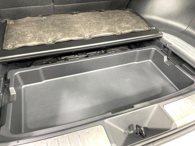 ハリアーハイブリッド Ｚ　純正１２．３型ディスプレイ　全周囲カメラ　禁煙車　衝突軽減装置　レーダークルーズ　ブラインドスポットモニター　デジタルインナーミラー　ＪＢＬサウンド　ドラレコ　フルセグ　Ｂｌｕｅｔｏｏｔｈ再生　ＥＴＣ（31枚目）