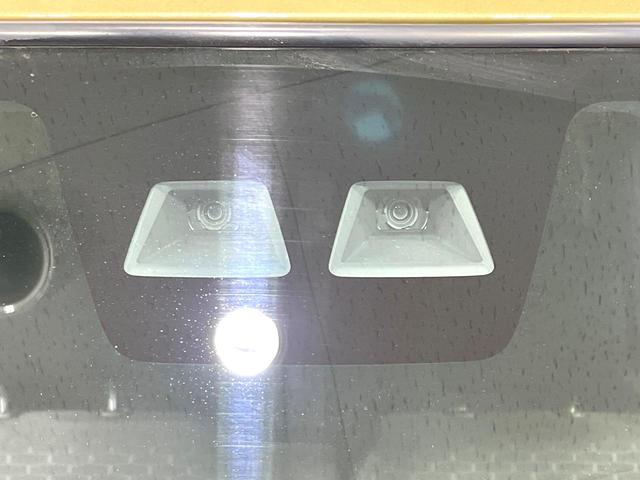 �y�X�}�[�g�A�V�X�g�z���s���ɑO���̎ԗ�����F�����A�Փ˂������Ȏ��͌x��ƃu���[�L�ŏՓˉ���Ɣ�Q�y�����A�V�X�g�B�����S�Ƀh���C�u�����y���݂��������܂��B