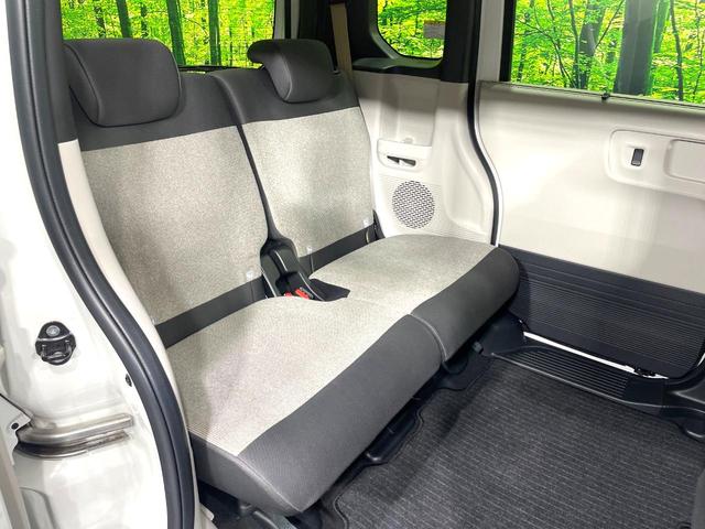 Ｎ－ＢＯＸ ベースグレード　禁煙車　パワースライドドア　ホンダセンシング　アダプティブクルーズ　踏み間違い防止装置　ＬＥＤヘッド　電動パーキングブレーキ　オーディオ　スマートキー　横滑り防止装置　盗難防止装置（11枚目）