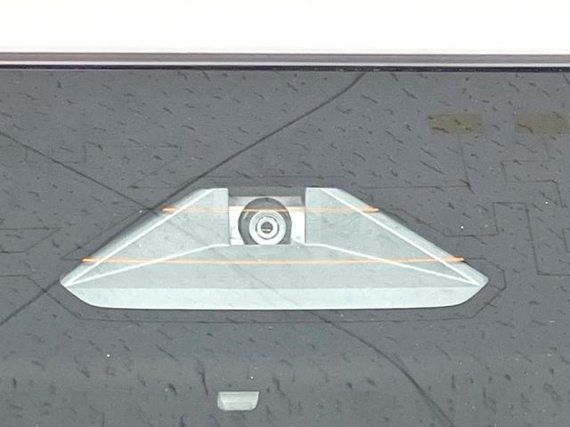 ソリオバンディット ハイブリッドＭＶ　登録済未使用車　純正９型ナビ　全周囲カメラ　両側電動ドア　衝突軽減装置　アダプティブクルーズ　ブラインドスポットモニター　ＬＥＤヘッド／フォグ　シートヒーター　コーナーセンサー　フルセグ（5枚目）