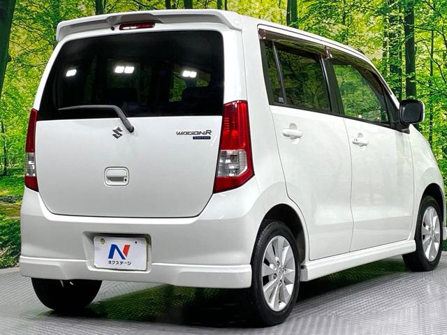 ワゴンＲ ＦＸリミテッドＩＩ　ＳＤナビ　禁煙車　スマートキー　ＥＴＣ　純正１４インチアルミ　盗難防止装置　革巻きステアリング　オートエアコン　地デジ　電動格納ミラー　プライバシーガラス（16枚目）