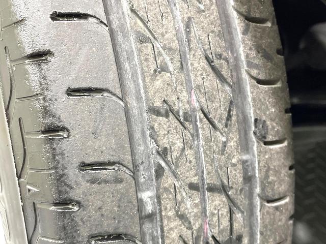 ワゴンＲ ＦＸリミテッドＩＩ　ＳＤナビ　禁煙車　スマートキー　ＥＴＣ　純正１４インチアルミ　盗難防止装置　革巻きステアリング　オートエアコン　地デジ　電動格納ミラー　プライバシーガラス（44枚目）