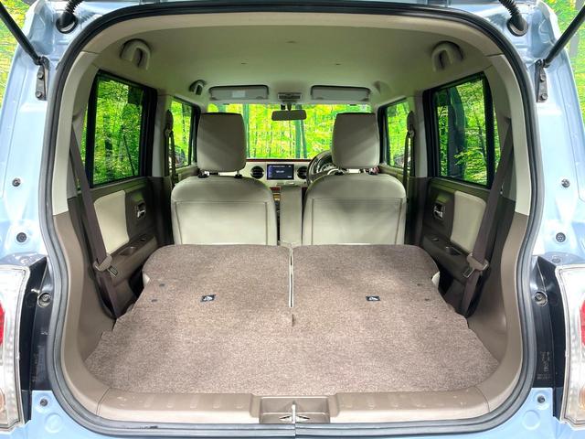 ���i�̂���������ʋ΁A���}���ɏ\���ȉ׎��X�y�[�X���m�ۂ��Ă���܂��B�Z�J���h�V�[�g��|���ƁA�傫�ȉו��̐ύڂ��\�ł���