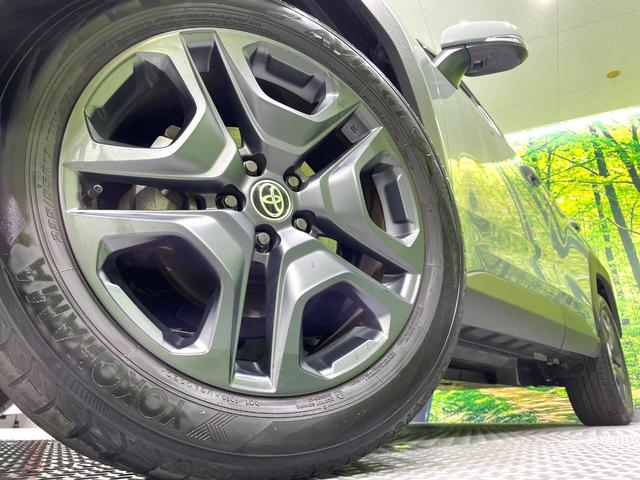 �y�����P�X�C���`�A���~�z�C�[���z�O�ςɃ}�b�`���������A���~�z�C�[���𑕒����Ă���܂��B�e��ЊO�A���~�z�C�[����A�X�^�b�h���X�^�C�����戵�����Ă���܂��B���񂲑��k����������