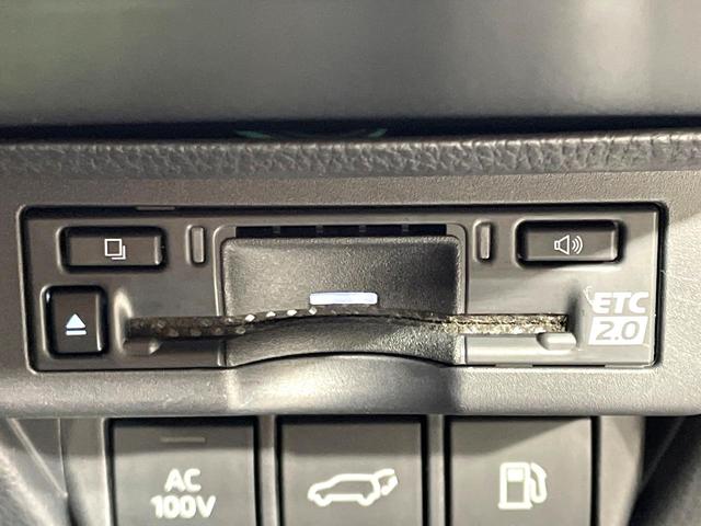 プリウス Ｚ　モデリスタエアロ　ガラスルーフ　純正１２．３型ディスプレイ　全周囲カメラ　禁煙車　セーフティセンス　レーダークルーズ　ブラインドスポットモニター　デジタルインナーミラー　シートベンチレーション　ＥＴＣ（8枚目）