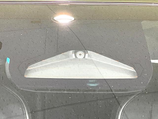 プリウス Ｚ　モデリスタエアロ　ガラスルーフ　純正１２．３型ディスプレイ　全周囲カメラ　禁煙車　セーフティセンス　レーダークルーズ　ブラインドスポットモニター　デジタルインナーミラー　シートベンチレーション　ＥＴＣ（21枚目）