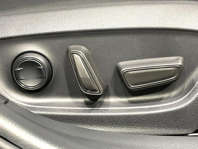 プリウス Ｚ　モデリスタエアロ　ガラスルーフ　純正１２．３型ディスプレイ　全周囲カメラ　禁煙車　セーフティセンス　レーダークルーズ　ブラインドスポットモニター　デジタルインナーミラー　シートベンチレーション　ＥＴＣ（28枚目）