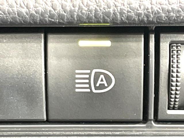 プリウス Ｚ　モデリスタエアロ　ガラスルーフ　純正１２．３型ディスプレイ　全周囲カメラ　禁煙車　セーフティセンス　レーダークルーズ　ブラインドスポットモニター　デジタルインナーミラー　シートベンチレーション　ＥＴＣ（43枚目）