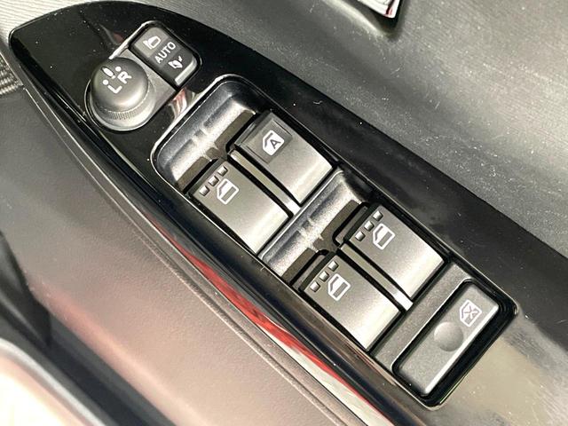 タント カスタムＸ　ＳＡＩＩ　禁煙車　ＳＤナビ　パワースライドドア　衝突軽減装置　踏み間違い防止装置　ＬＥＤヘッド　ＥＴＣ　オートエアコン　アイドリングストップ　スマートキー　純正１４インチアルミ　横滑り防止装置　盗難防止システム（50枚目）