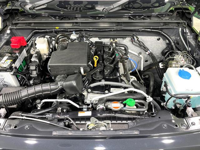 ジムニーノマド ＦＣ　登録済未使用車　セーフティサポート　アダプティブクルーズ　踏み間違い防止装置　シートヒーター　ＬＥＤヘッド　コーナーセンサー　アイドリングストップ　スマートキー　車線逸脱警報　オートハイビーム（18枚目）