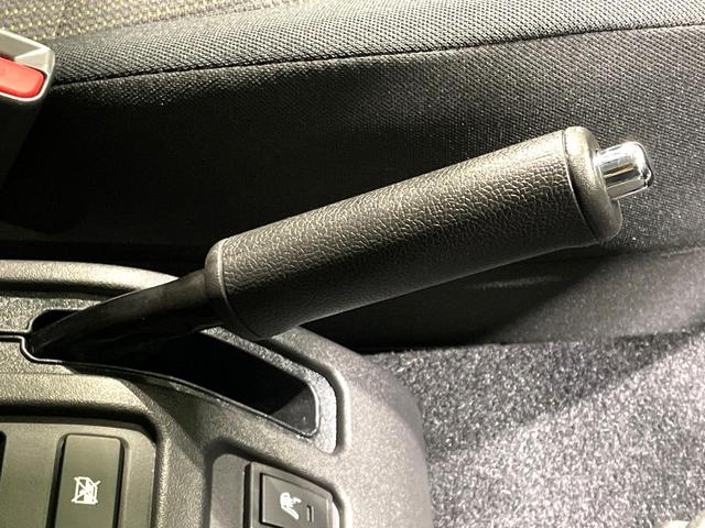 ジムニーノマド ＦＣ　登録済未使用車　セーフティサポート　アダプティブクルーズ　踏み間違い防止装置　シートヒーター　ＬＥＤヘッド　コーナーセンサー　アイドリングストップ　スマートキー　車線逸脱警報　オートハイビーム（42枚目）