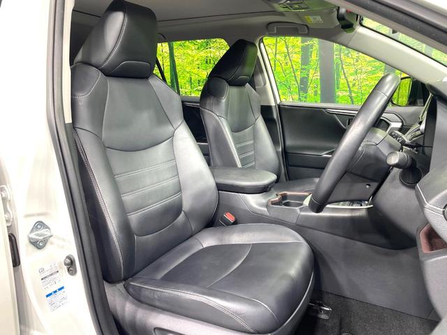 �y���烌�U�[�V�[�g�z����̂ӂ���肪�e�ՂŃ����e�i���X�����ȒP�ȁA�@�\���ɗD��鍇����v���̗p�����㎿�ȃV�[�g�ł��B����S�n���悭�A���������ӂ��S�n�ǂ��ԓ���Ԃ����o���Ă���܂��B