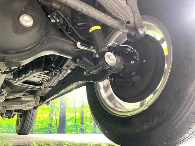 ジムニー ＸＣ　５速ＭＴ　禁煙車　セーフティサポート　クルーズコントロール　スマートキー　踏み間違い防止装置　横滑り防止機能　シートヒーター　ＬＥＤヘッド　４ＷＤ　ターボ　オートライト／エアコン　純正１５インチアルミ（21枚目）