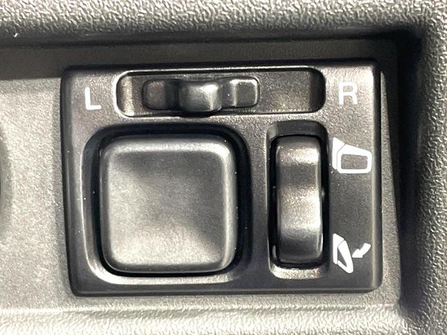 ジムニー ＸＣ　５速ＭＴ　禁煙車　セーフティサポート　クルーズコントロール　スマートキー　踏み間違い防止装置　横滑り防止機能　シートヒーター　ＬＥＤヘッド　４ＷＤ　ターボ　オートライト／エアコン　純正１５インチアルミ（49枚目）