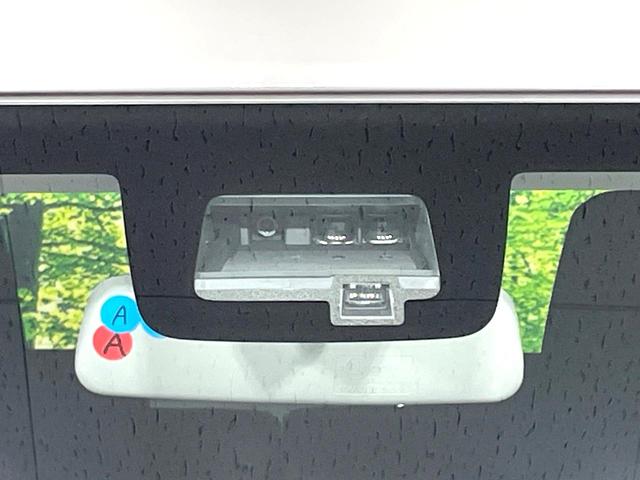 ジムニー ＸＣ　５速ＭＴ　禁煙車　セーフティサポート　クルーズコントロール　スマートキー　踏み間違い防止装置　横滑り防止機能　シートヒーター　ＬＥＤヘッド　４ＷＤ　ターボ　オートライト／エアコン　純正１５インチアルミ（6枚目）