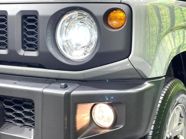 ジムニー ＸＣ　５速ＭＴ　禁煙車　セーフティサポート　クルーズコントロール　スマートキー　踏み間違い防止装置　横滑り防止機能　シートヒーター　ＬＥＤヘッド　４ＷＤ　ターボ　オートライト／エアコン　純正１５インチアルミ（12枚目）