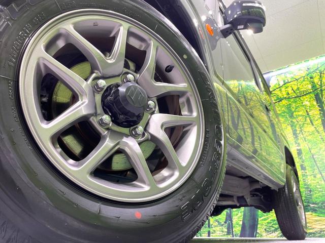 ジムニー ＸＣ　５速ＭＴ　禁煙車　セーフティサポート　クルーズコントロール　スマートキー　踏み間違い防止装置　横滑り防止機能　シートヒーター　ＬＥＤヘッド　４ＷＤ　ターボ　オートライト／エアコン　純正１５インチアルミ（13枚目）