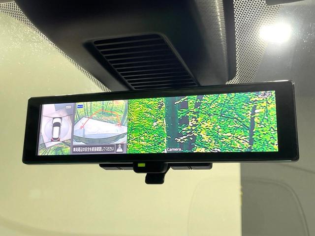 �y�A���E���h�r���[���j�^�[�z��p�̃J�����ɂ��A�ォ�猩���낵���悤�Ȏ��_�łR�U�O�x�N���}�̎��͂��m�F���邱�Ƃ��ł��܂������p�������m�F���₷���A�����ꏊ�ł̐؂�Ԃ��⒓�Ԃ��X���[�Y�ɍs���܂��B