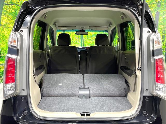 ���i�̂���������ʋ΁A���}���ɏ\���ȉ׎��X�y�[�X���m�ۂ��Ă���܂��B�Z�J���h�V�[�g��|���ƁA�傫�ȉו��̐ύڂ��\�ł���