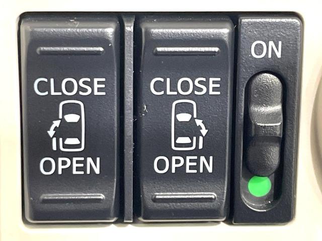 ムーヴキャンバス Ｘブラックアクセントリミテッド　ＳＡＩＩＩ　両側電動スライドドア　Ｐａｎａｓｏｎｉｃ製ナビ　全周囲カメラ　衝突被害軽減システム　禁煙車　ドラレコ　ＥＴＣ　フルセグＴＶ　Ｂｌｕｅｔｏｏｔｈ再生　ＬＥＤヘッド／フロントフォグ　スマートキー（5枚目）